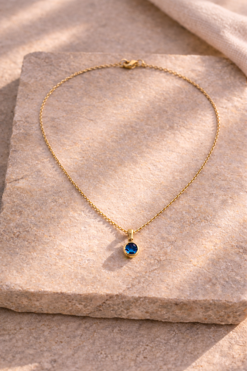 Collana pietra Blu Notte - Luce Essenziale
