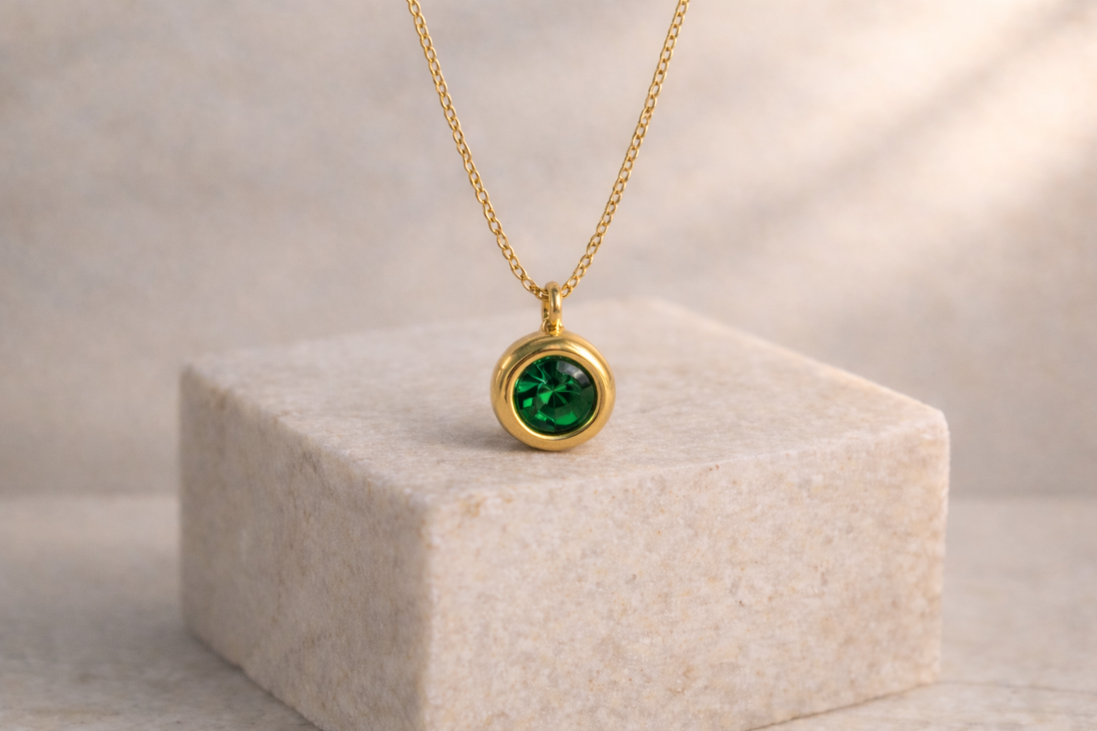 Collana pietra Verde Bosco - Luce Essenziale